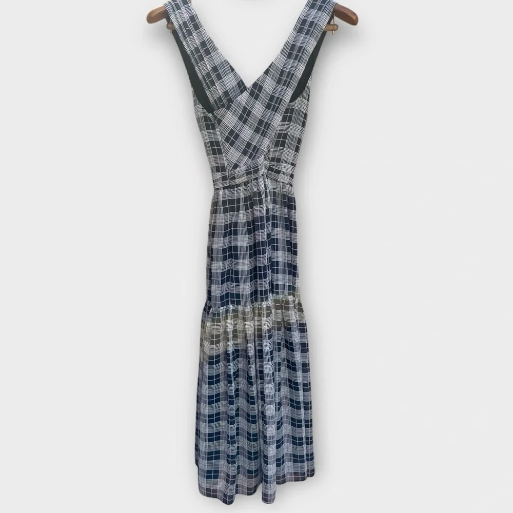 Club Monaco Cross-back Midi Dress - Picture 11 of 13